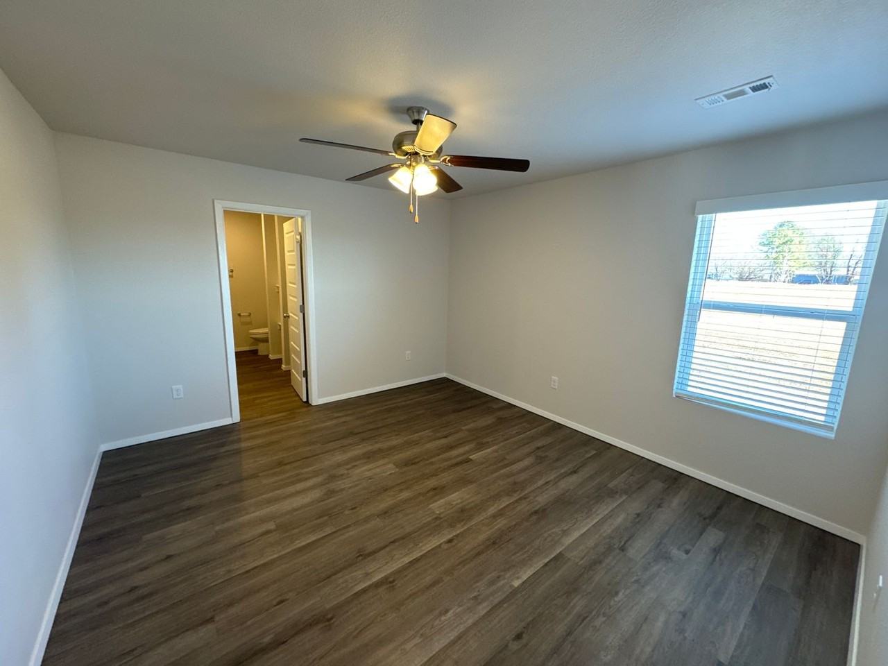 1791 Aspen St - Photo 7 of 17