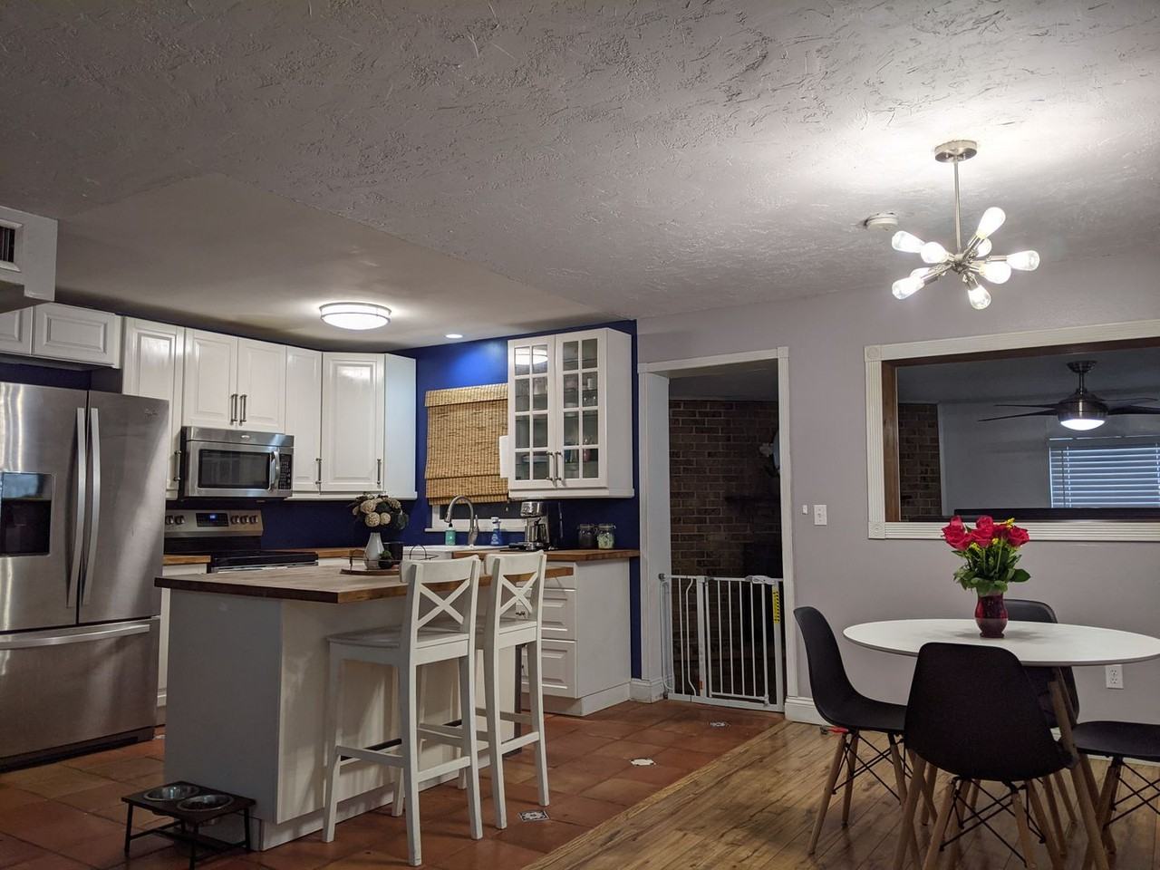 1905 Weeks Ave - Photo 5 of 13