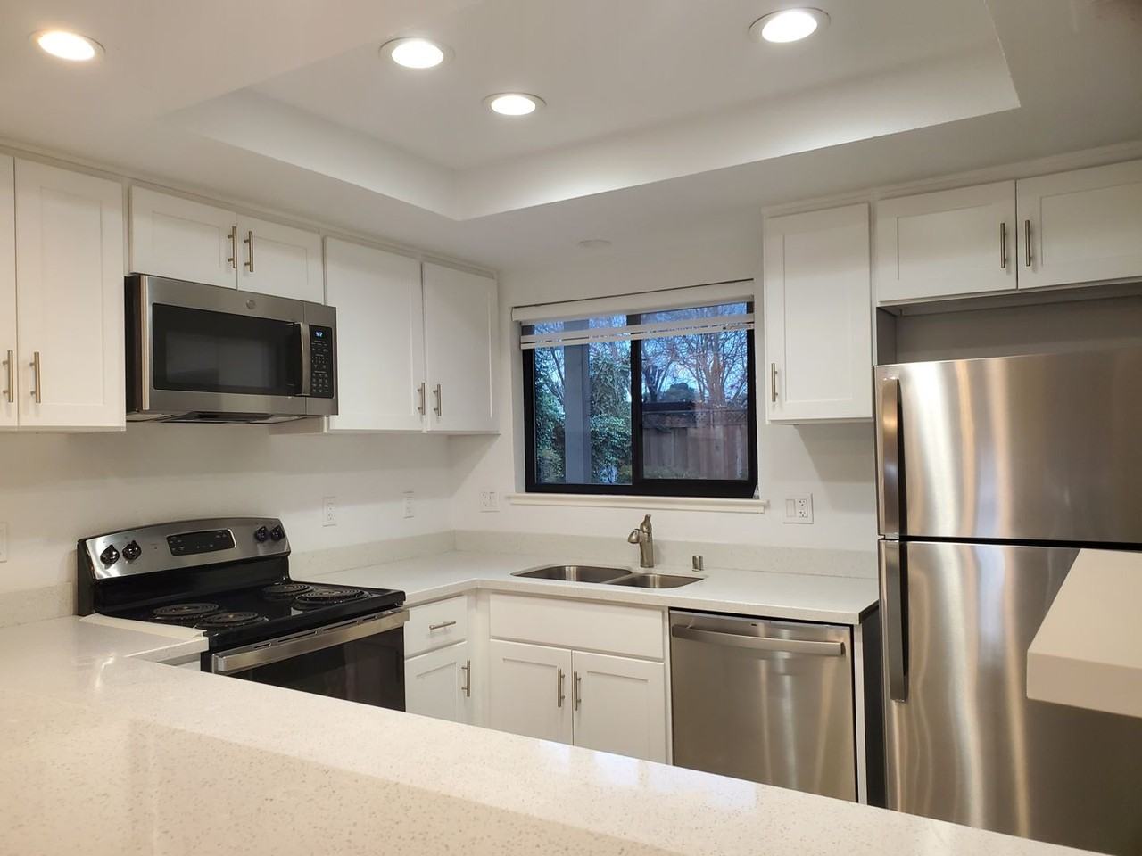 1001 Villa Maria Ct - Photo 2 of 13