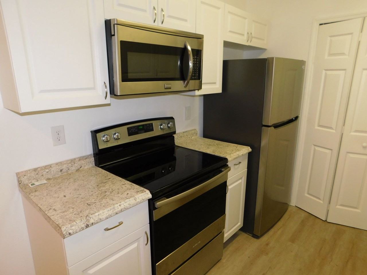 4304 S Kirkman Rd #103 - Photo 2 of 31