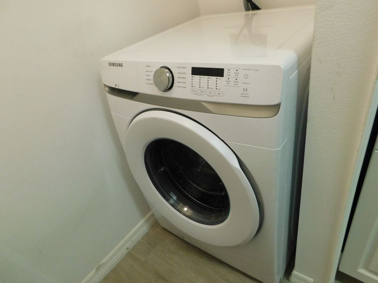 4304 S Kirkman Rd #103 - Photo 7 of 31