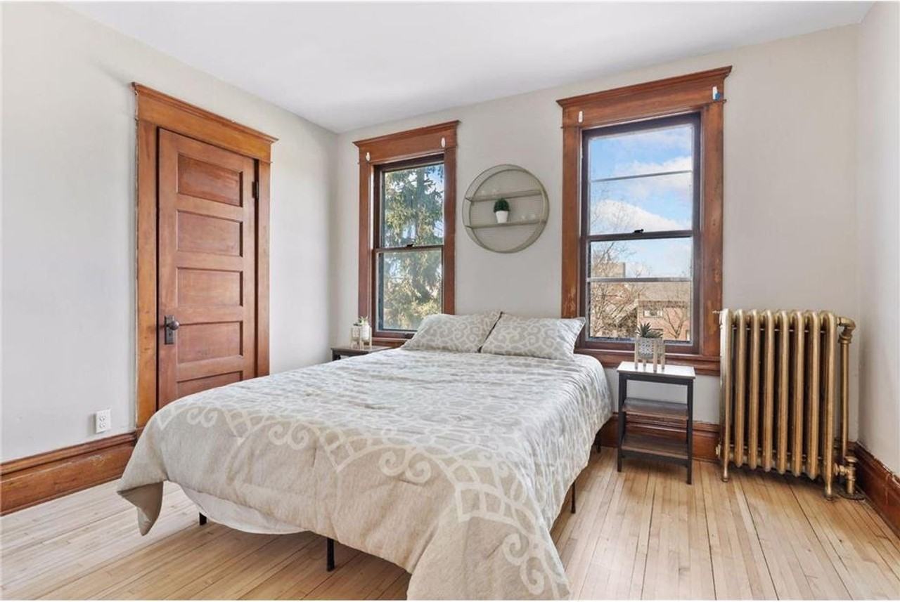 1310 Marshall Ave - Photo 6 of 11