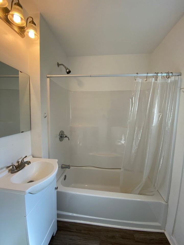 740 Excelsior St - Photo 6 of 15