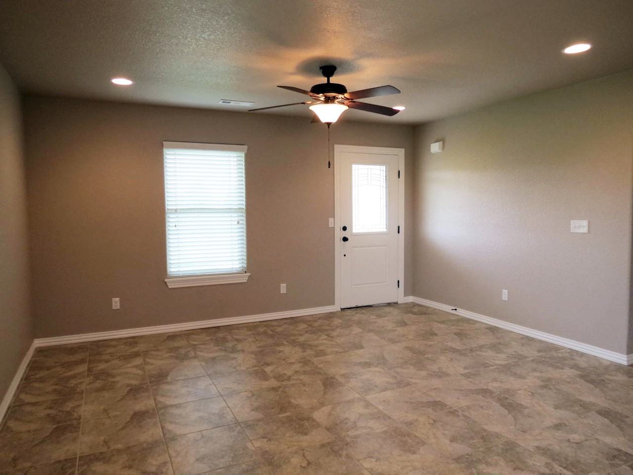 1630 Gallant Fox Ln - Photo 2 of 14