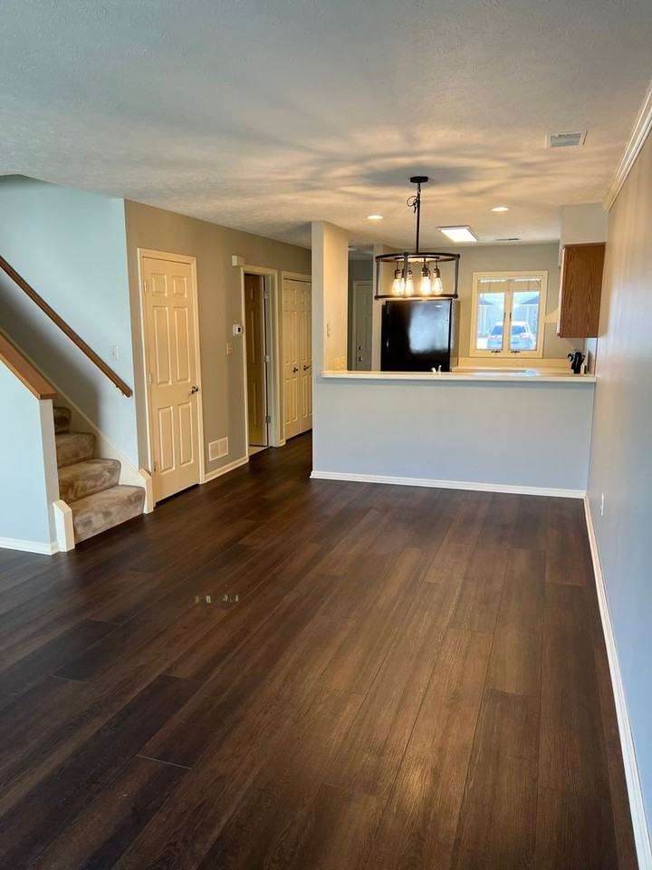 2798 Sand Run Pkwy - Photo 2 of 8