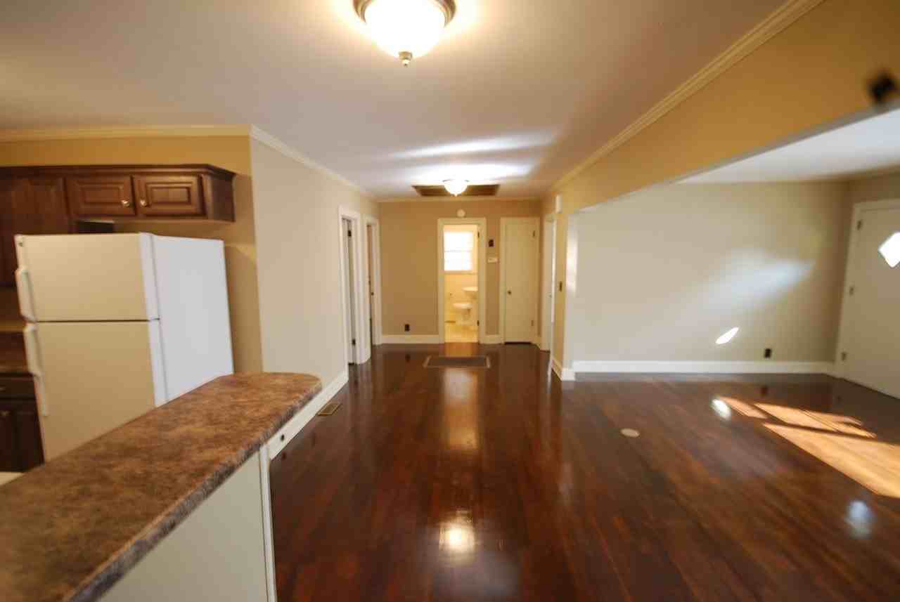 1414 21st Ave E - Photo 3 of 7