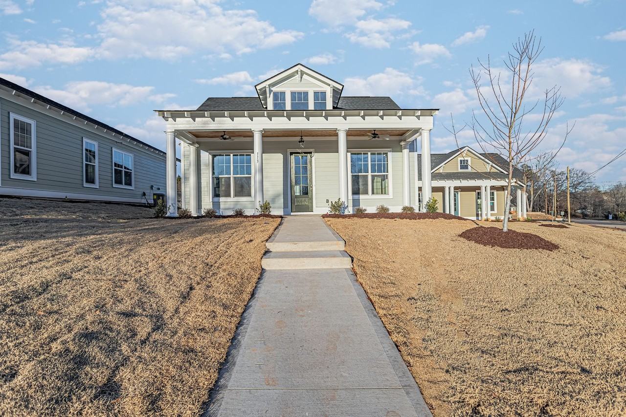 113 Hemlock Dr - Photo 2 of 29