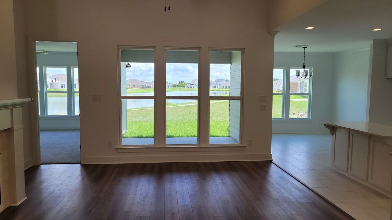 14417 Caroline Way - Photo 2 of 11