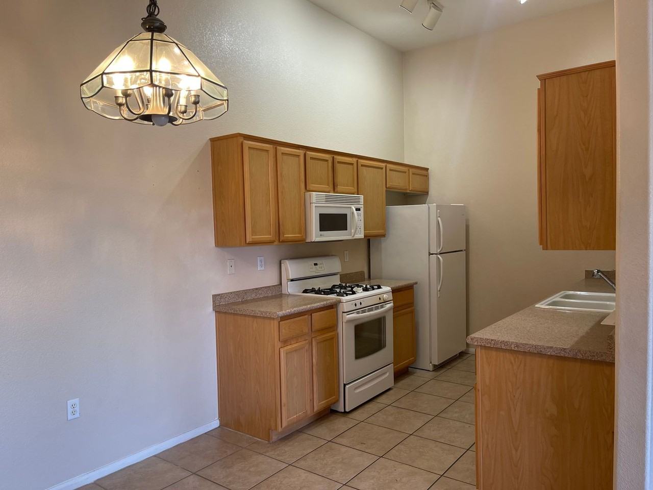 3395 3395 Cactus Shadow  - 3395 Cactus Shadow #201 - Photo 4 of 10
