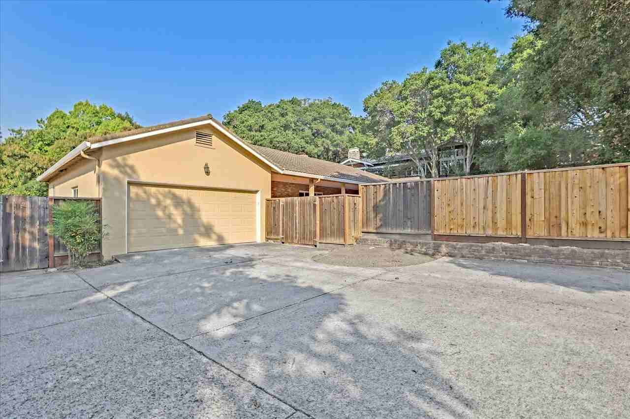 14251 Saratoga Sunnyvale Rd - Photo 2 of 50