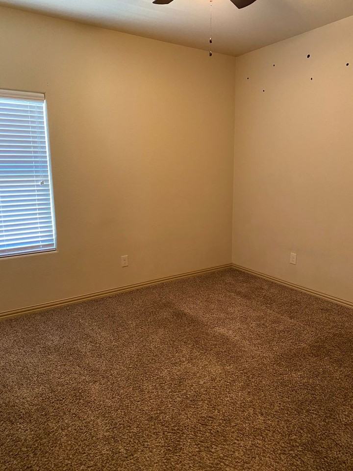 7204 Donatello St - Photo 6 of 6