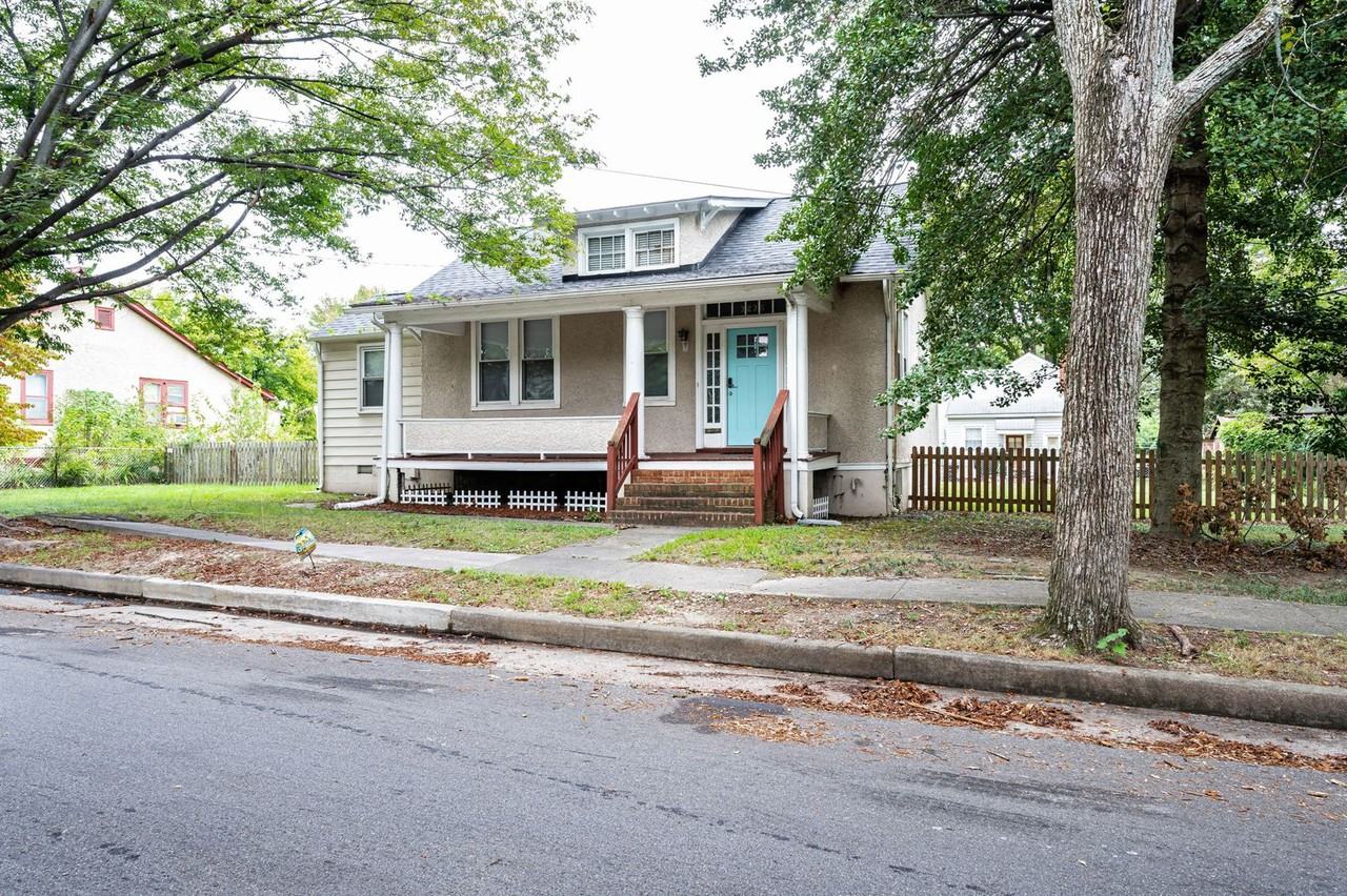 3235 Cliff Ave - Photo 2 of 26