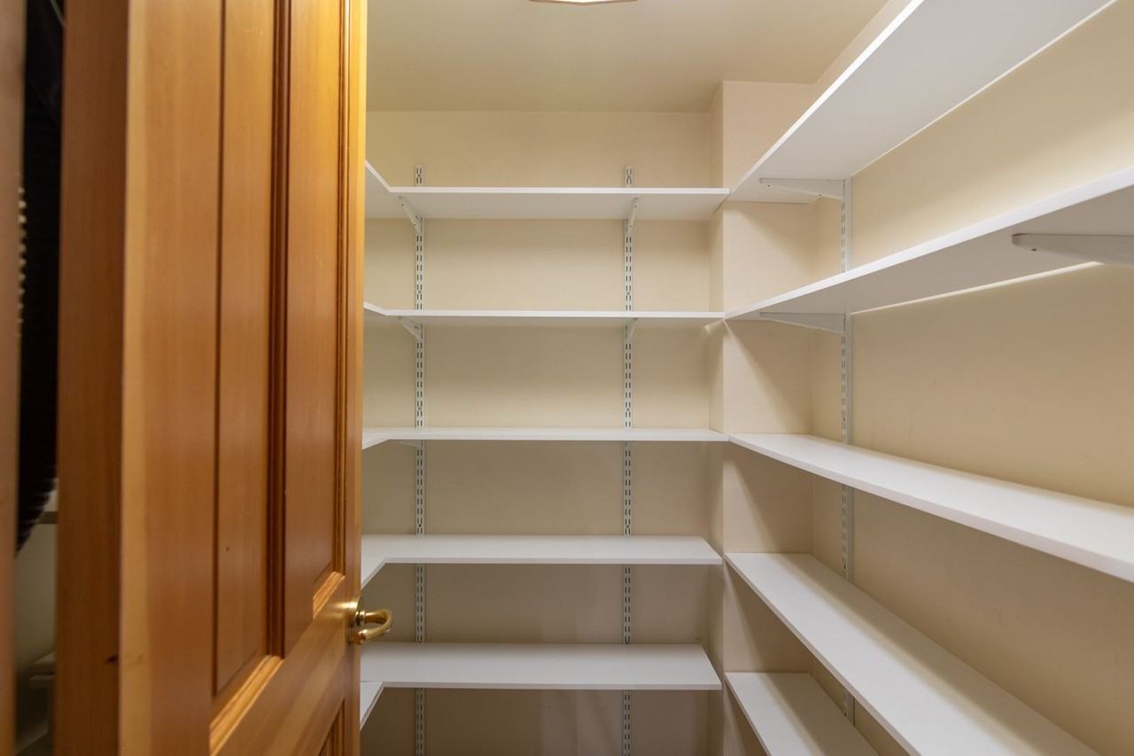 19012 W Pommier Rd - Photo 6 of 41