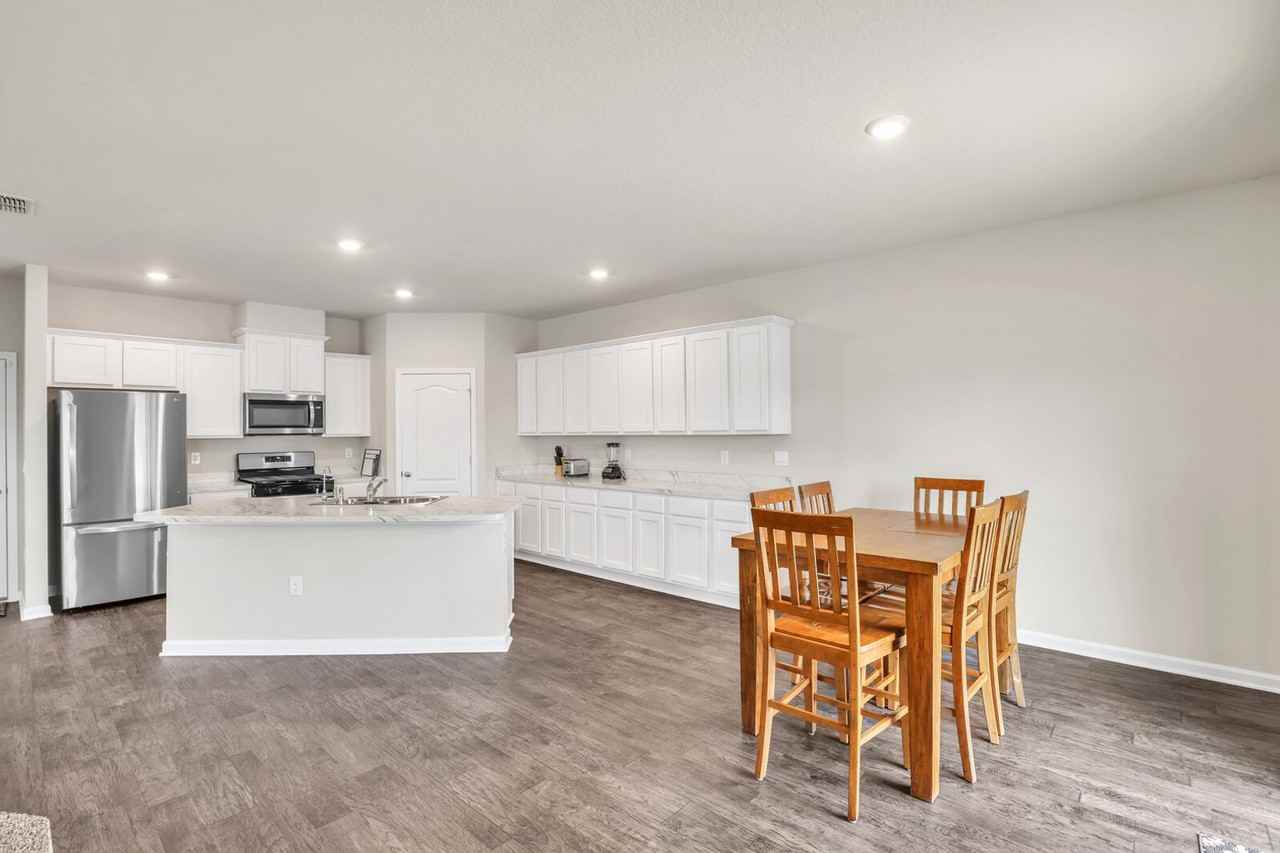 339 Albacete Rd - Photo 4 of 20
