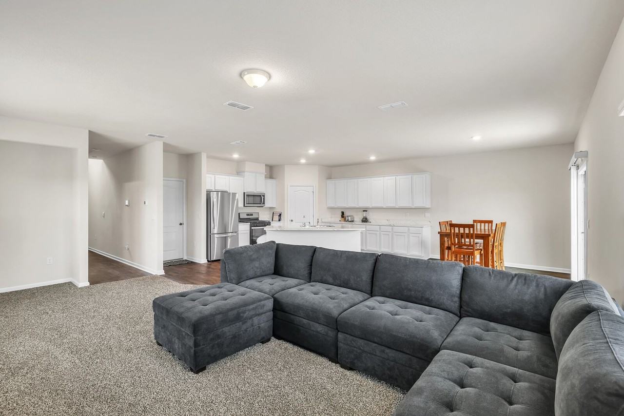 339 Albacete Rd - Photo 7 of 20