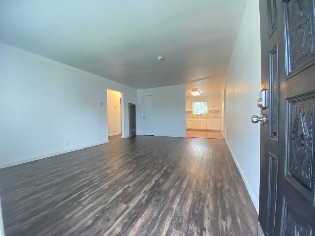 4645 Hibiscus Rd - Photo 3 of 27