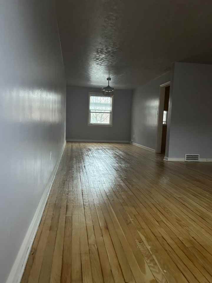 4057 Township Pkwy - Photo 2 of 12