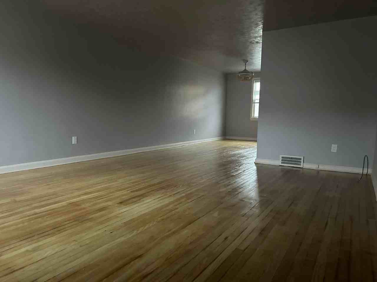 4057 Township Pkwy - Photo 3 of 12