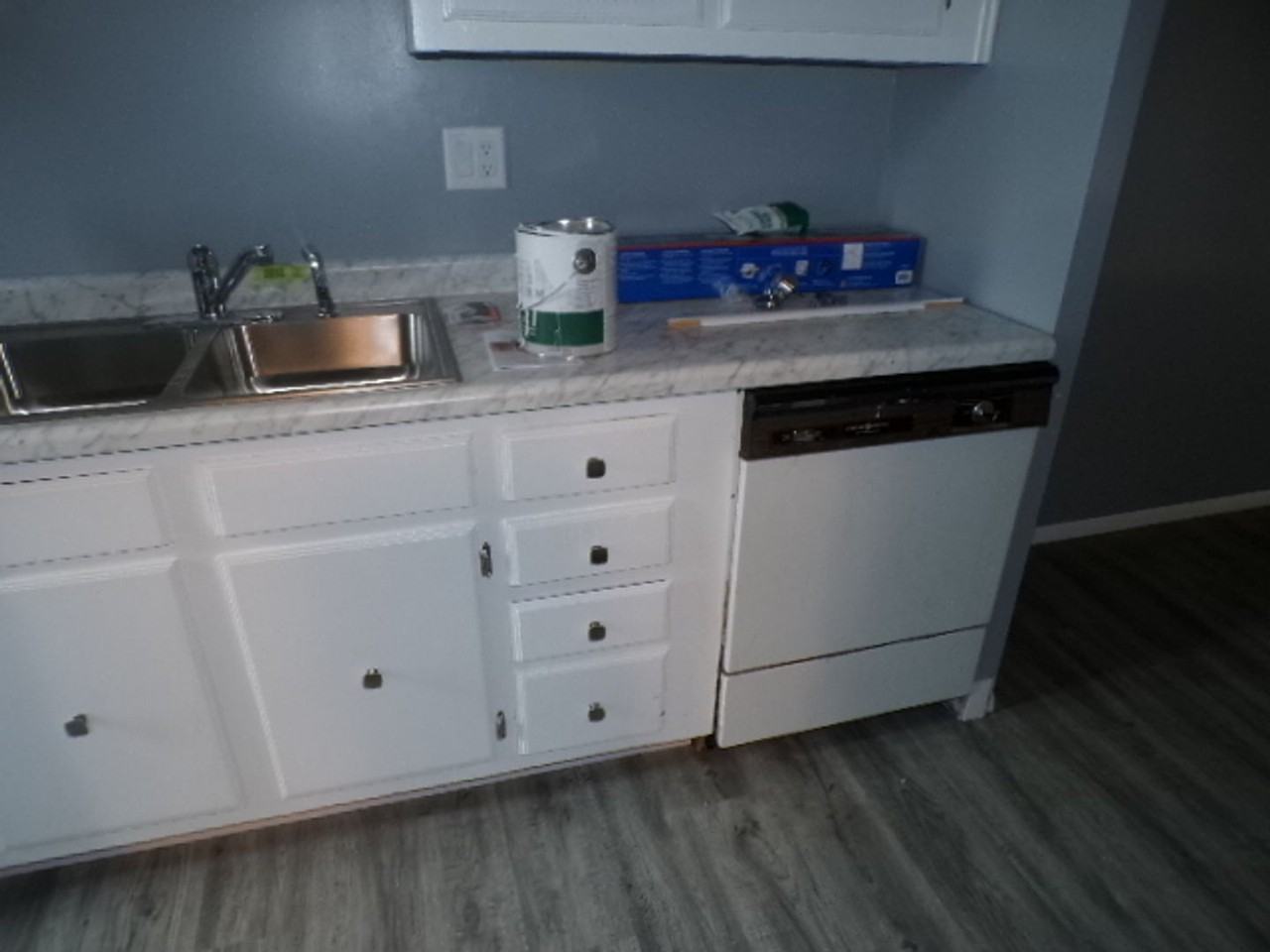 83 Lancelot Ln - Photo 2 of 15