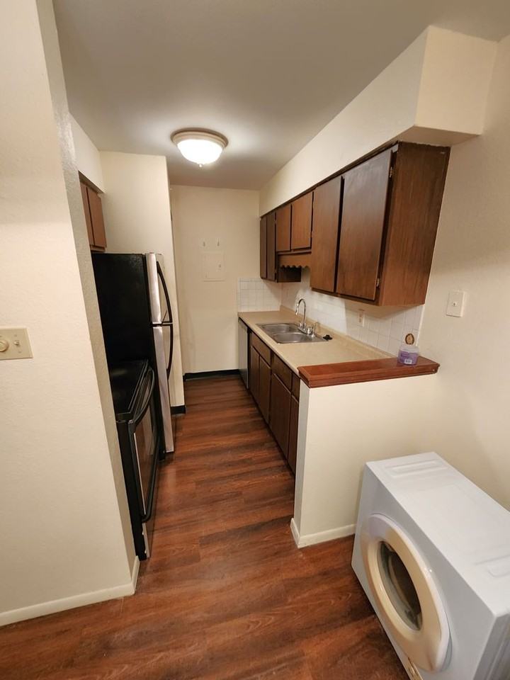 2922 Sw Lydia Ave #126 - Photo 5 of 14