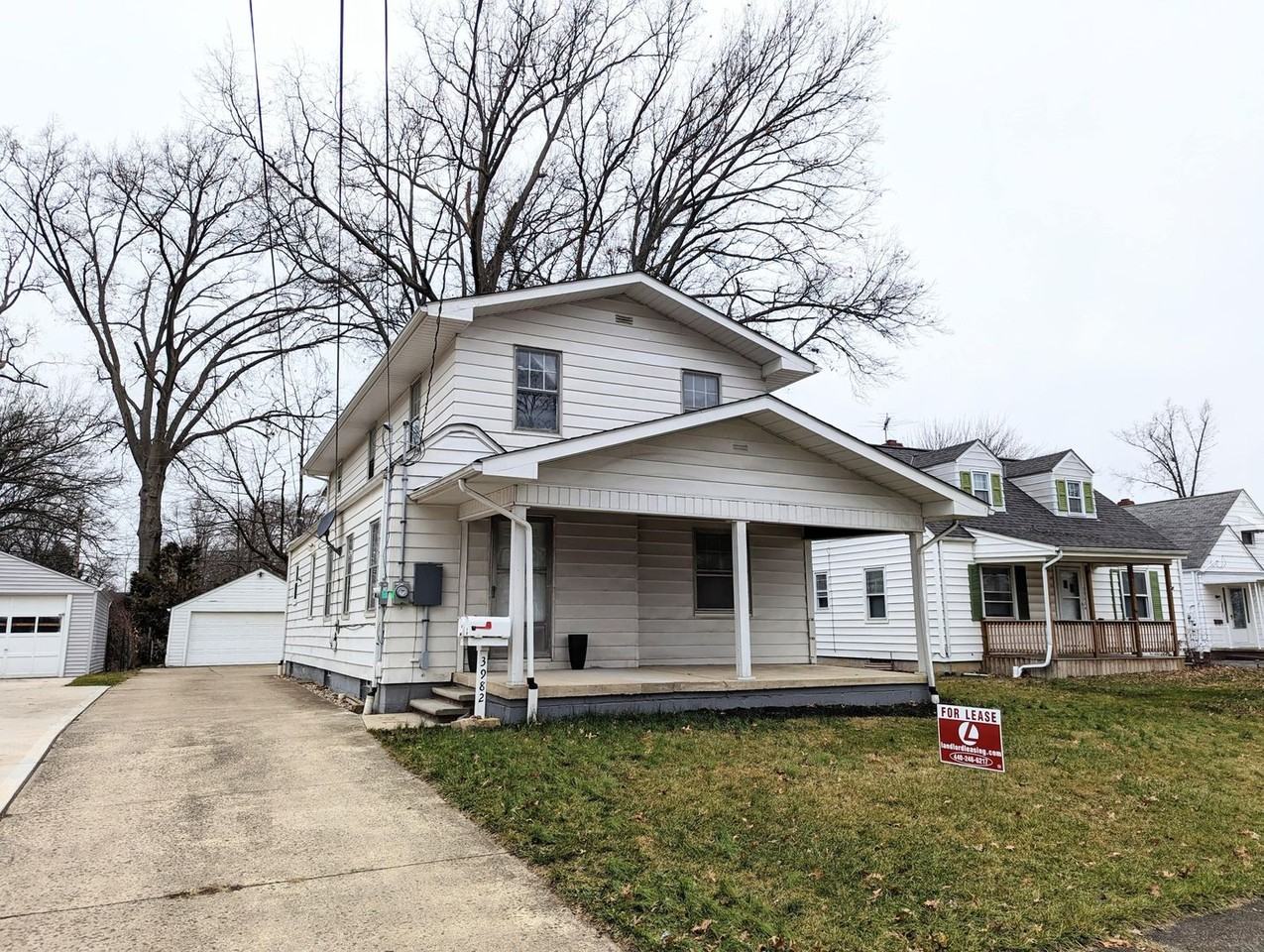 3982 Palm Ave, Lorain, OH 44055 3 Bedroom House for 995/month Zumper