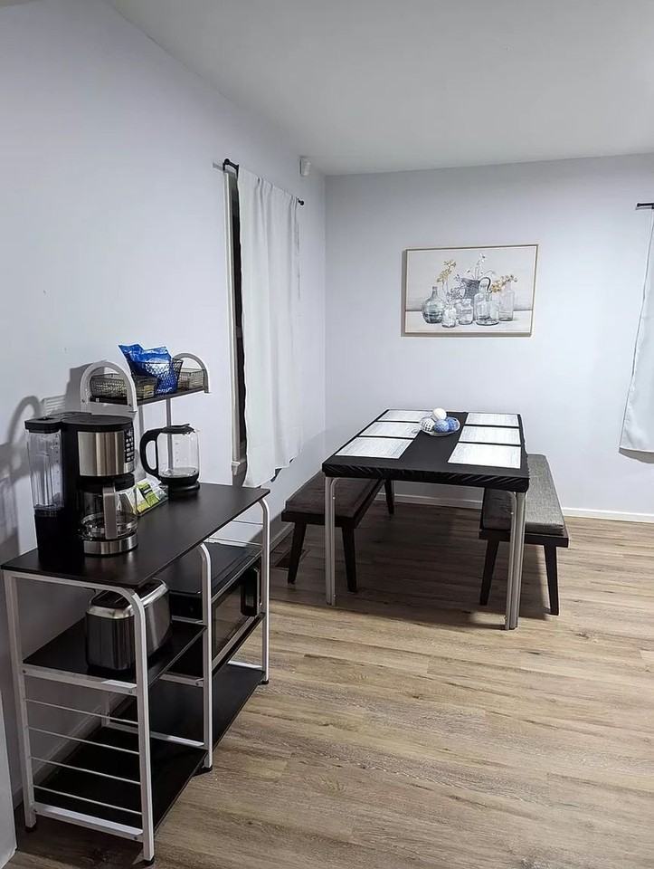 3412 Merrill Pl - Photo 2 of 21