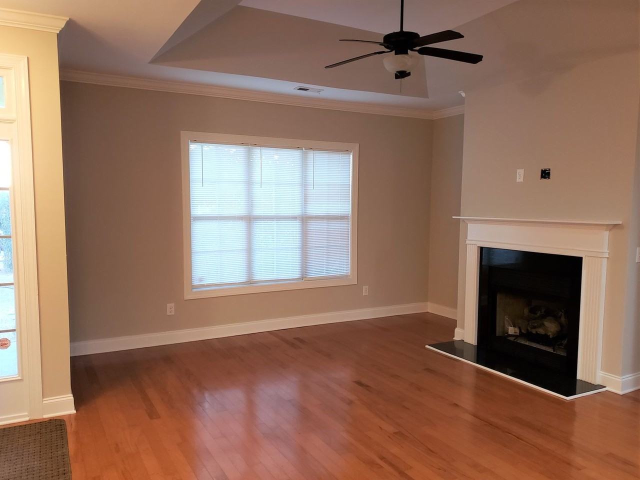 2202 E Oak Bridge Dr - Photo 4 of 31