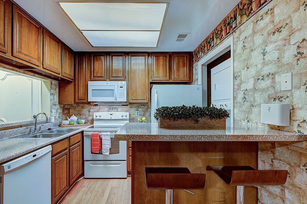 2406 Rio Grande St #134 - Photo 6 of 16