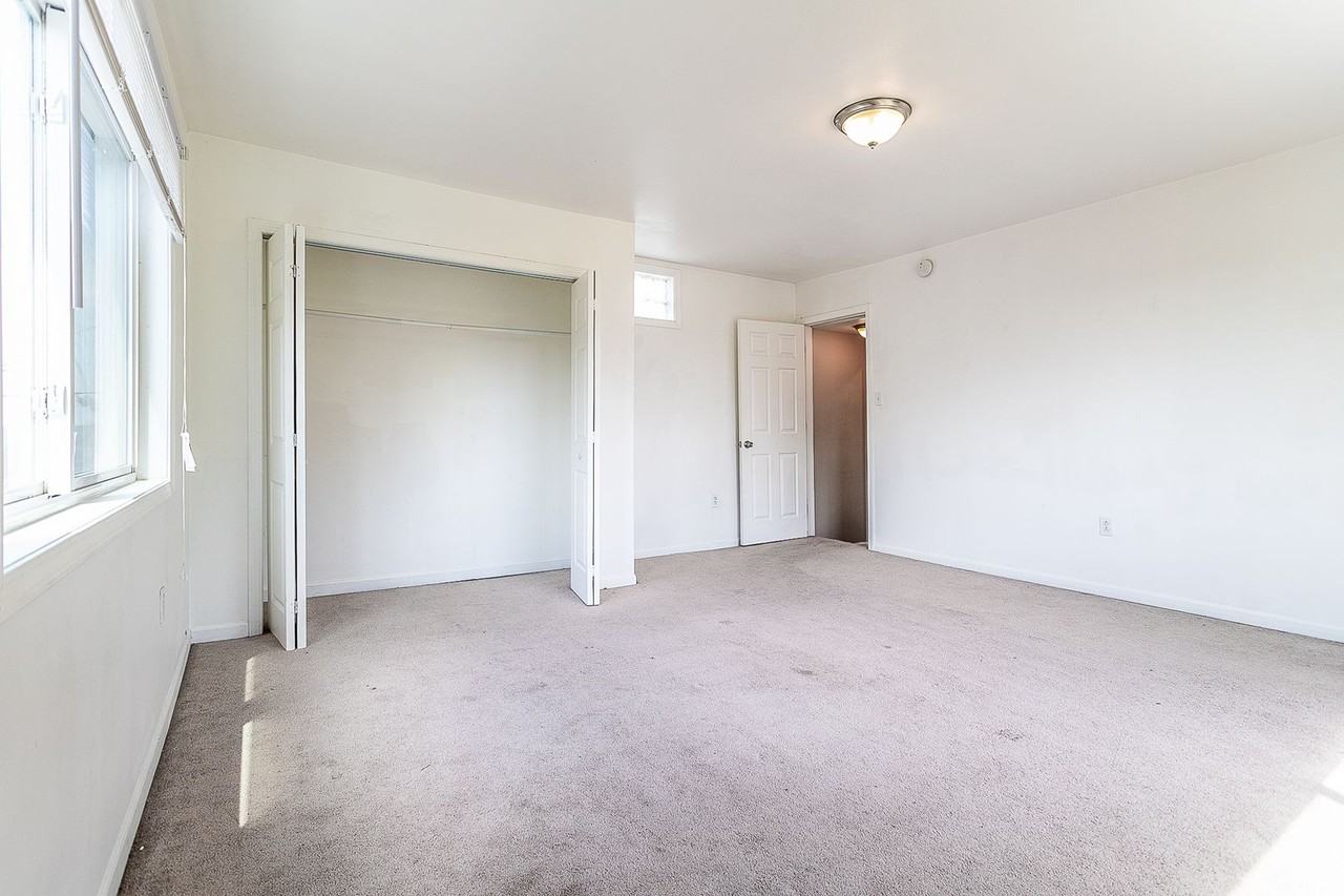 635 Mclain St - Photo 6 of 16