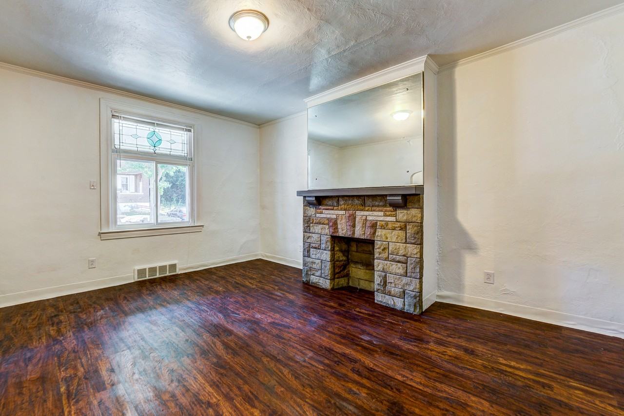 60 Pasadena St - Photo 2 of 29