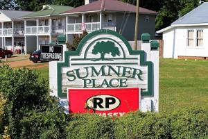 featured image of 2736 Sumner Pl