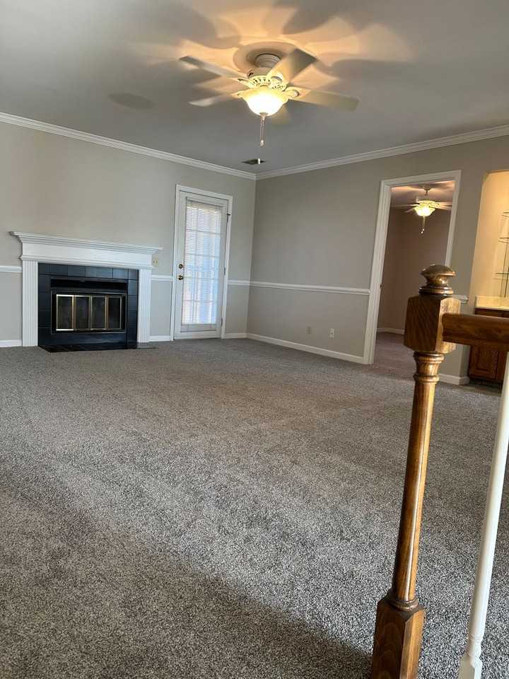 104 New Brookland Pl - Photo 6 of 18
