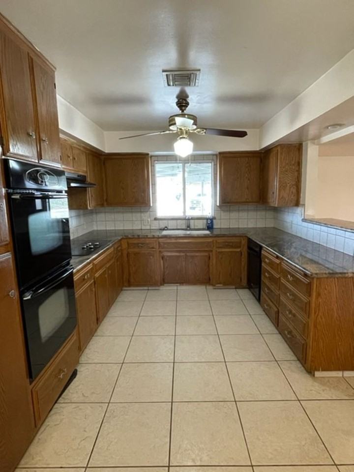 29551 Merced Ave - Photo 7 of 30