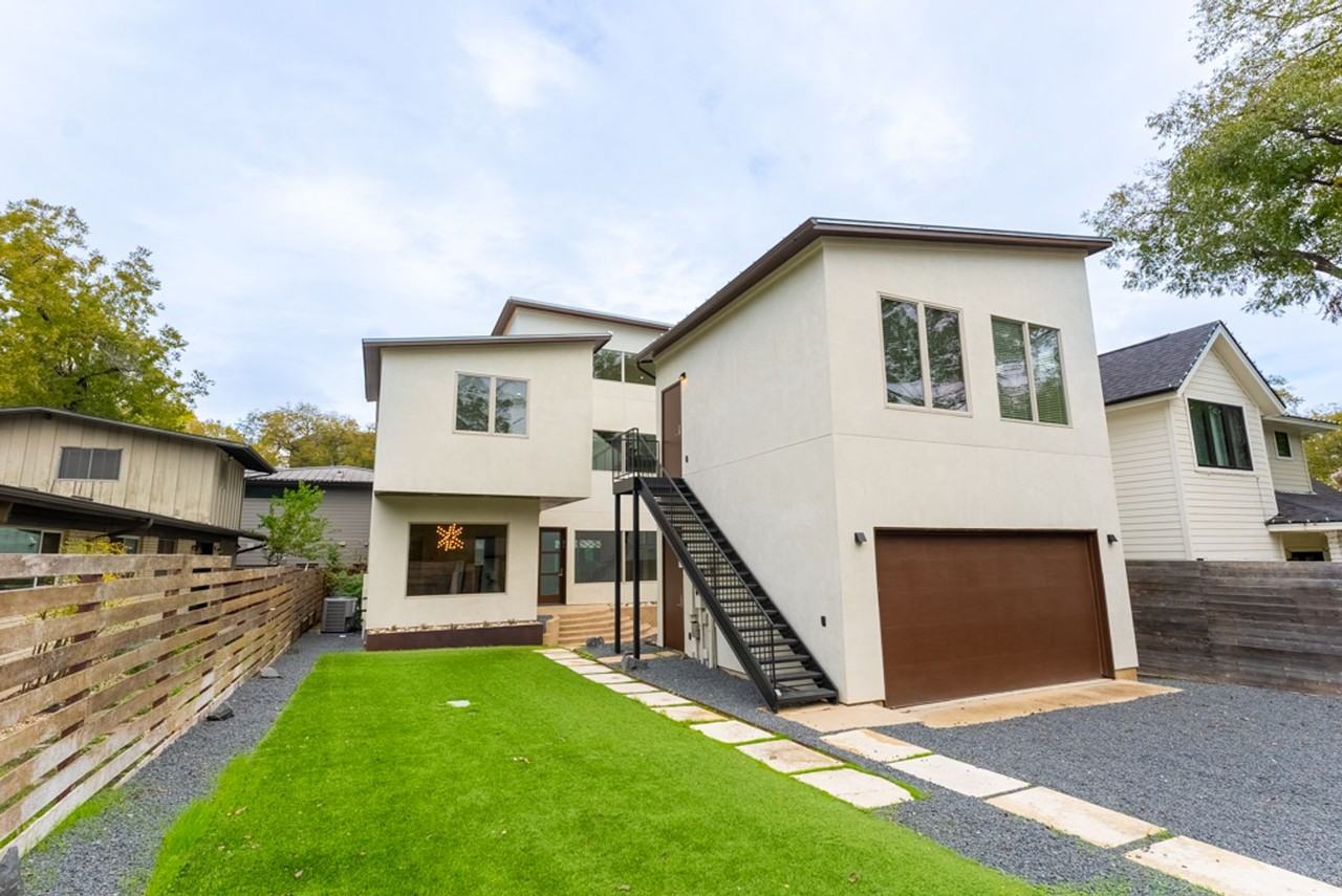 716 Post Oak St - Photo 5 of 40