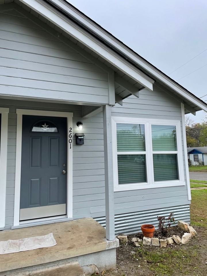 2601 Mcferrin Ave - Photo 3 of 30