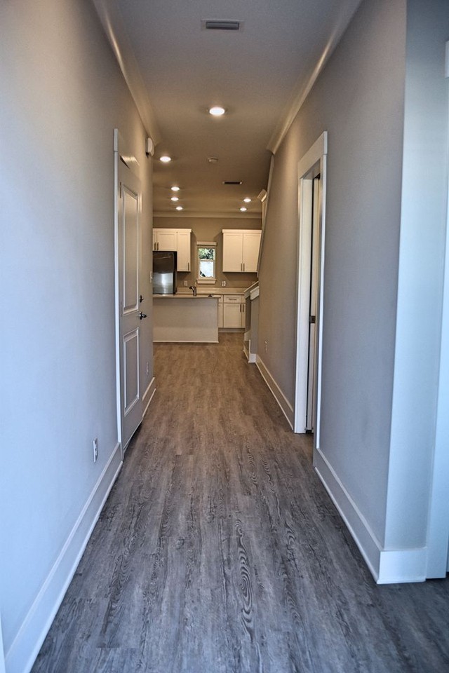 214 Date Palm Ln - Photo 7 of 33