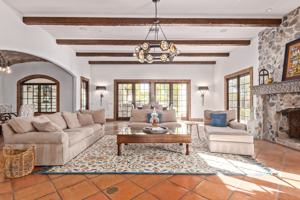 featured image of 6708 E San Miguel Ave