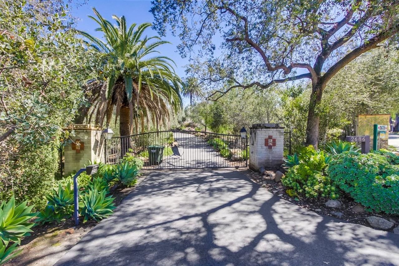 2686 Canyon Crest Dr #A - Photo 2 of 26