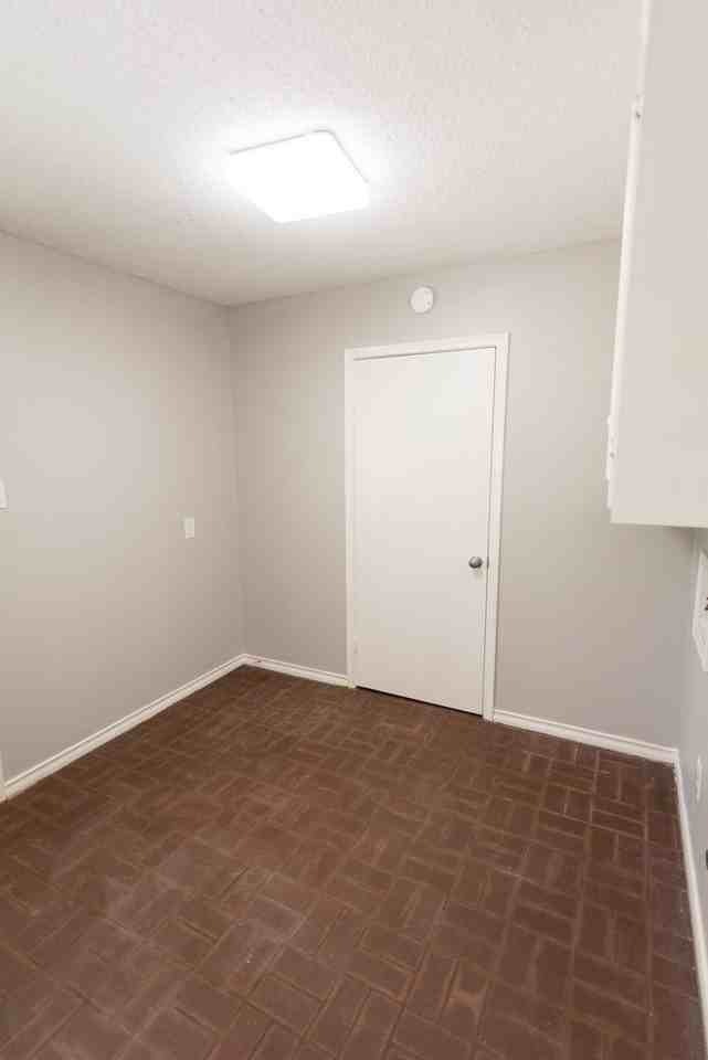 1825 Courtney Dr - Photo 7 of 19