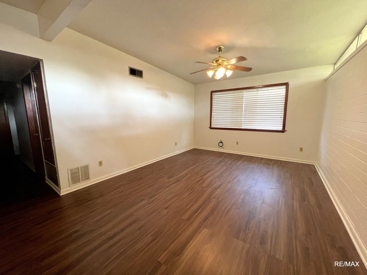 4218 Paul St - Photo 2 of 13