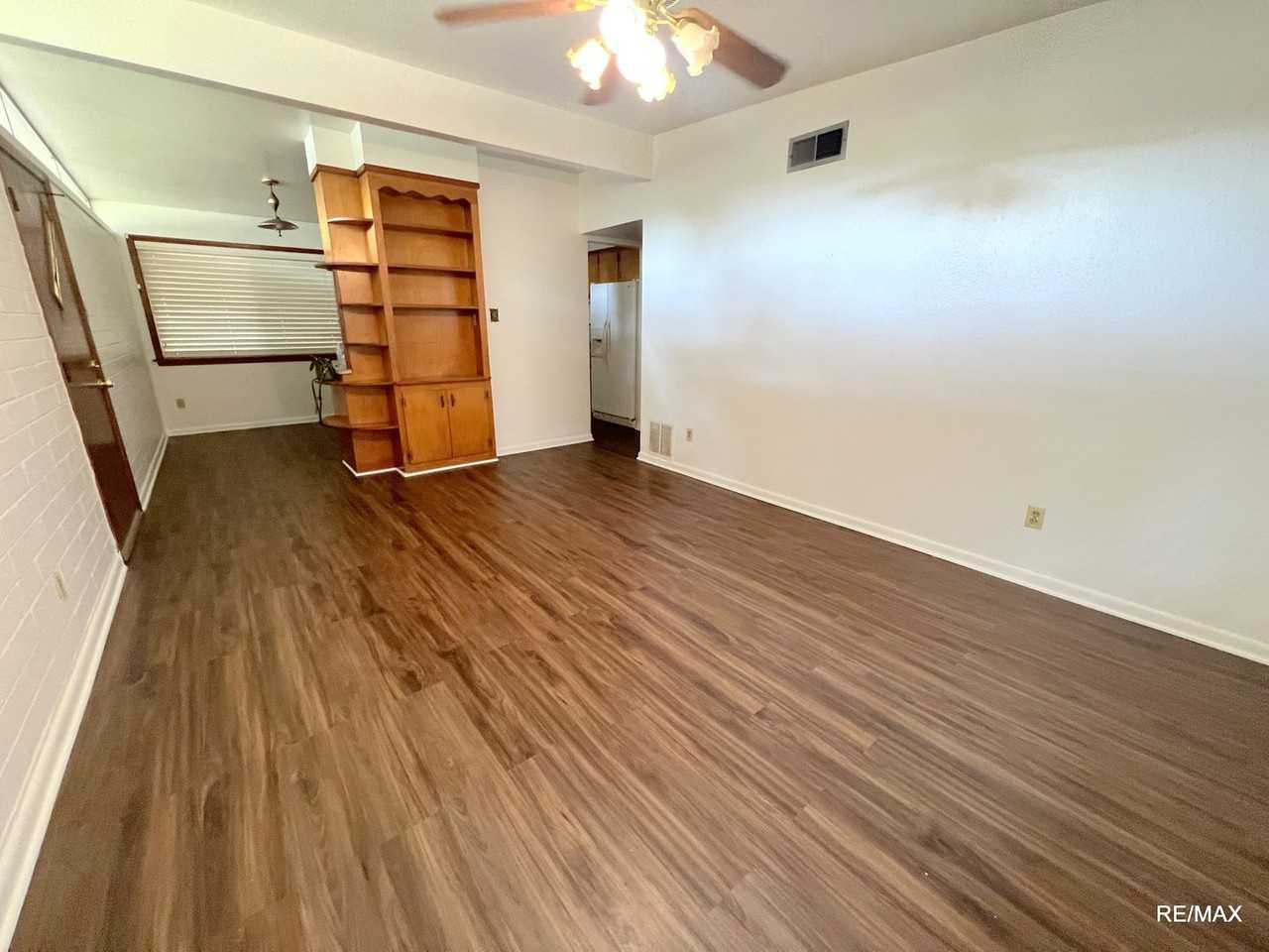 4218 Paul St - Photo 3 of 13