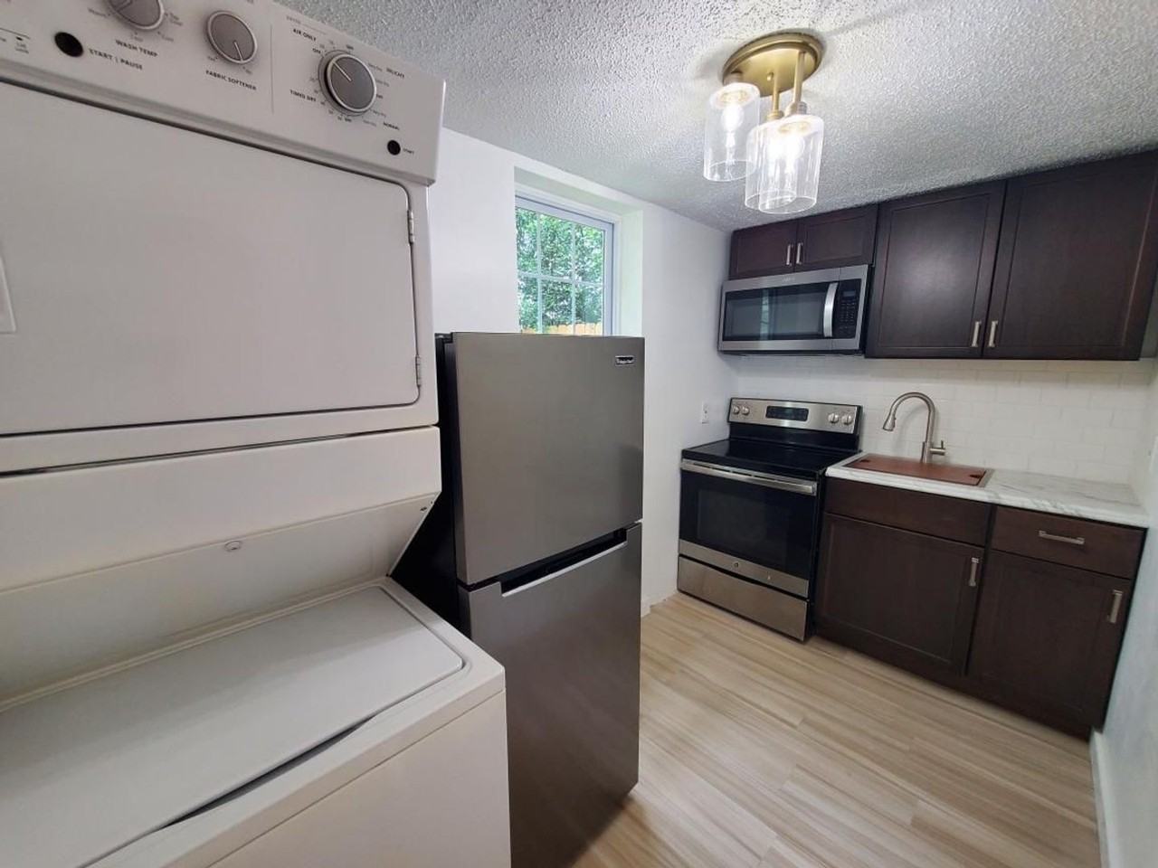 645 Seiler Ave #B - Photo 3 of 7