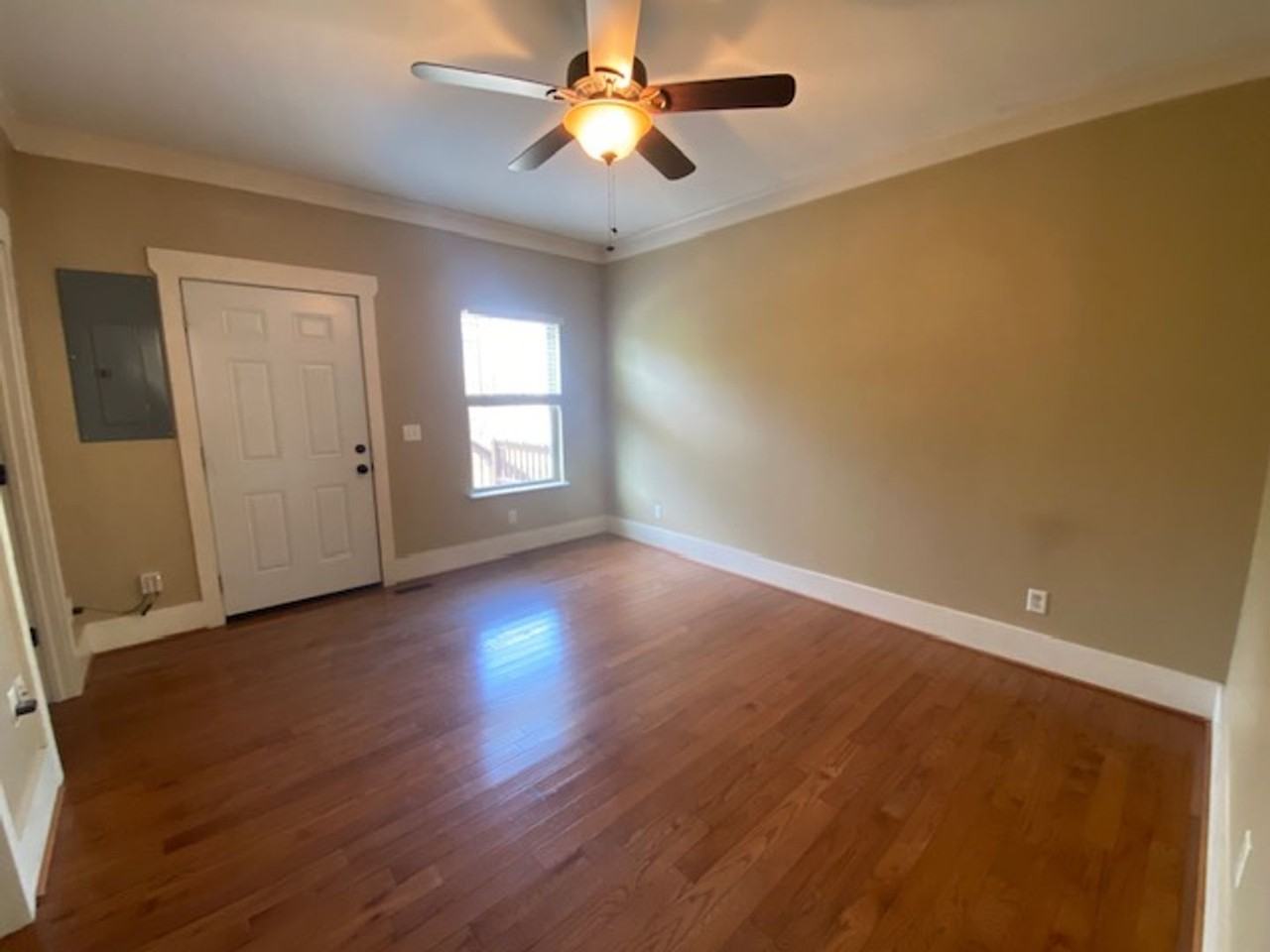 2020 Fletcher Rd Nw - Photo 6 of 13