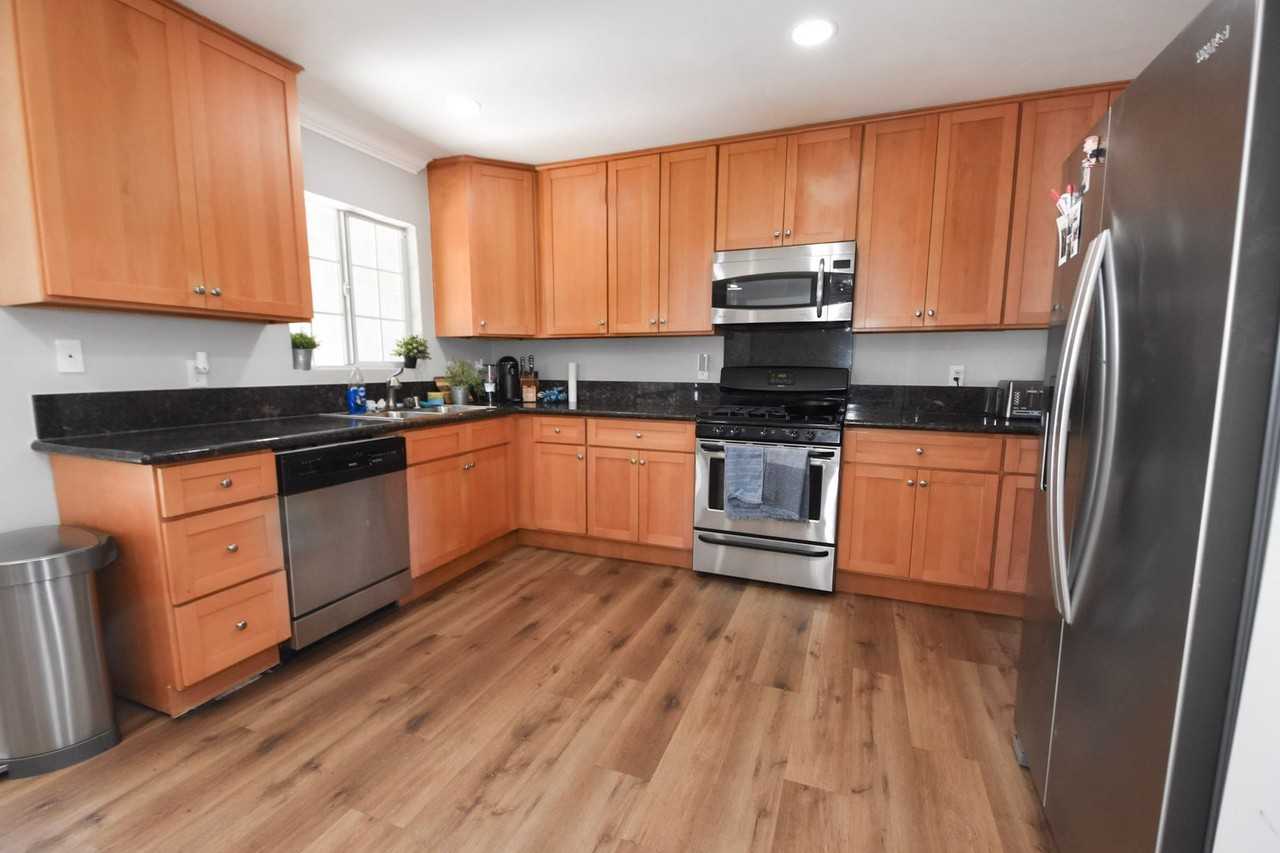 1472 14th St - Photo 7 of 19