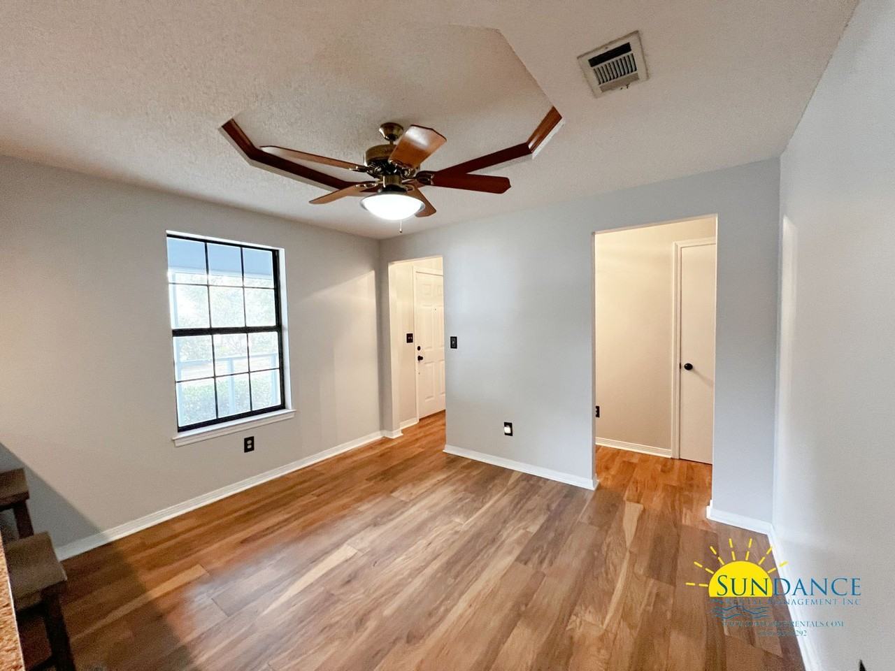 113 Live Oak Ct - Photo 6 of 27