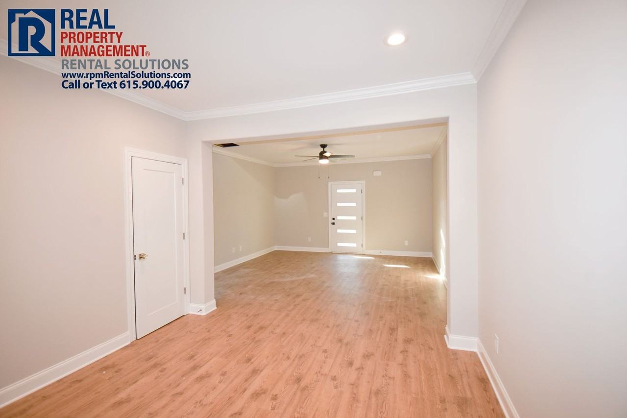 1428 Rebecca Johns Dr - Photo 7 of 27