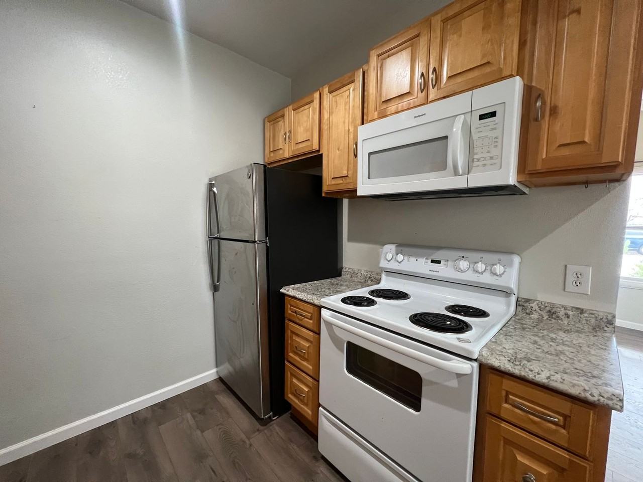 1106 E Taylor St #1 - Photo 7 of 21