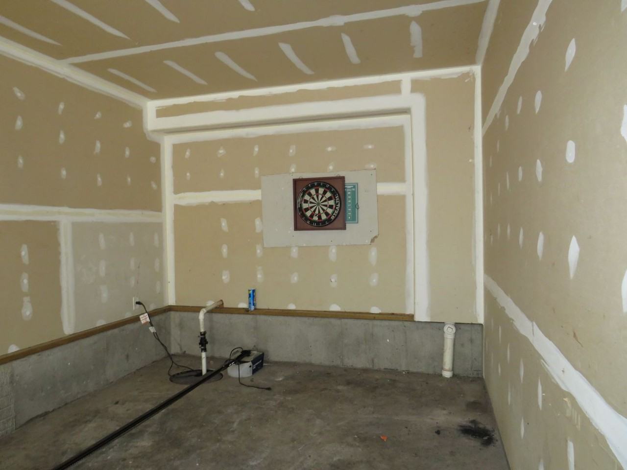 168 Alma Ln - Photo 3 of 18