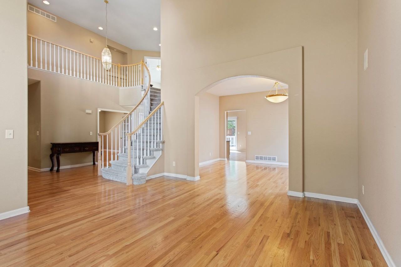 625 S Snowmass Cir - Photo 5 of 43