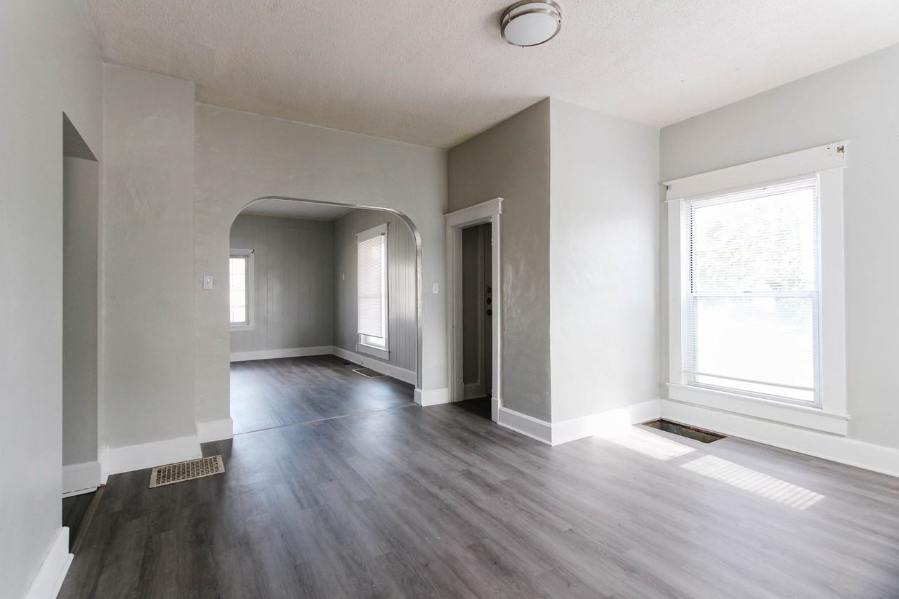 1801 West Main Street - Photo 3 of 17